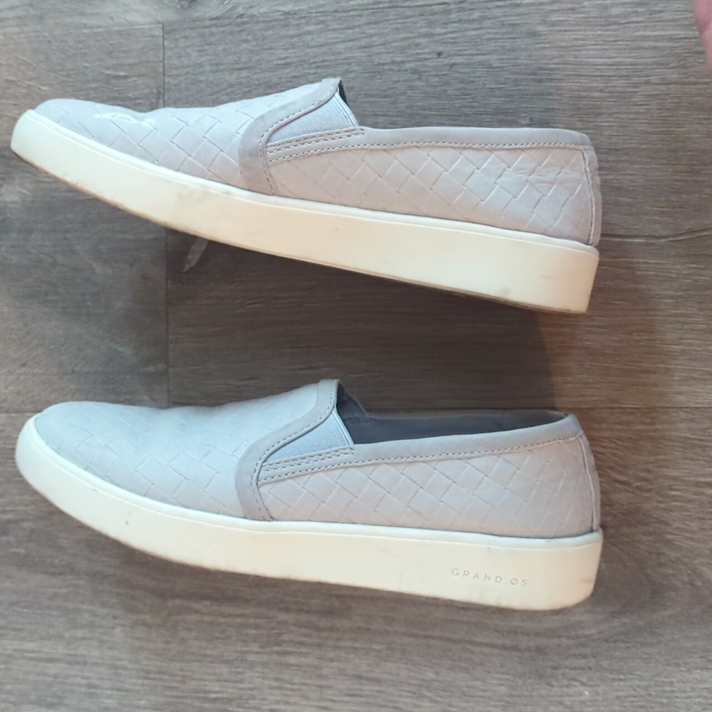 Cole Haan - Picture 2 of 3